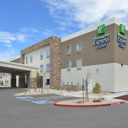 Holiday Inn Express & Suites Williams By Ihg Bagian luar foto