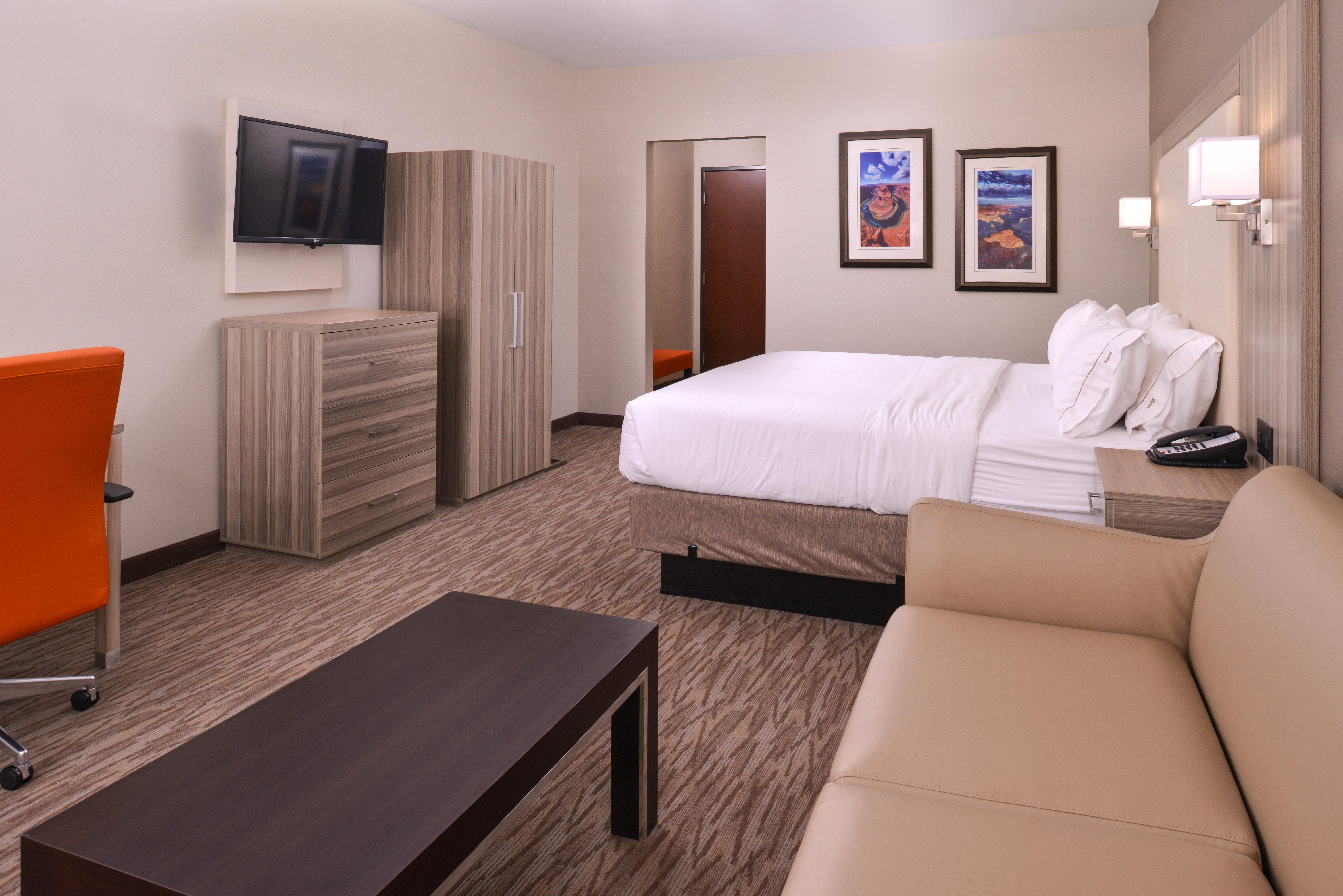 Holiday Inn Express & Suites Williams By Ihg Bagian luar foto