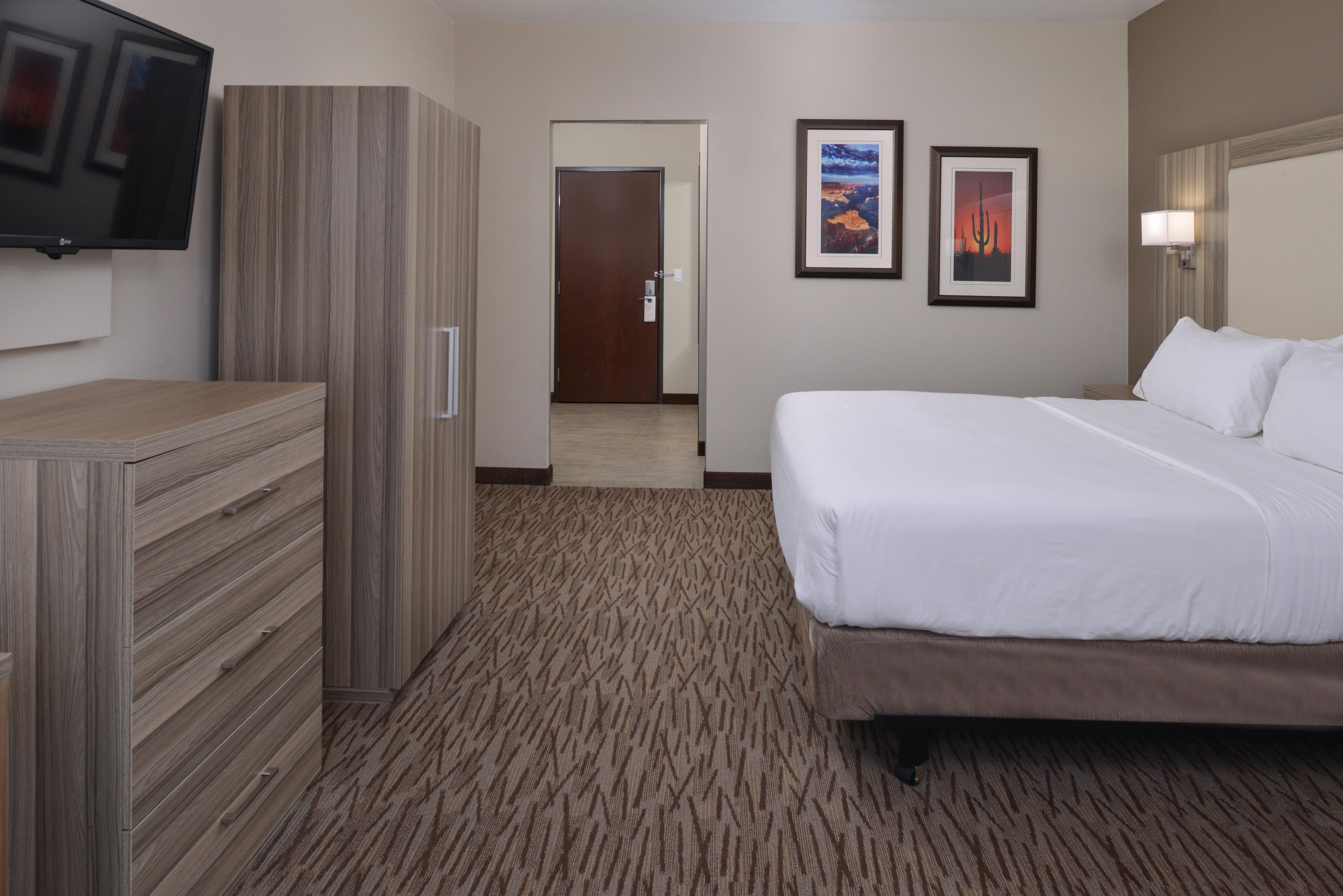 Holiday Inn Express & Suites Williams By Ihg Bagian luar foto