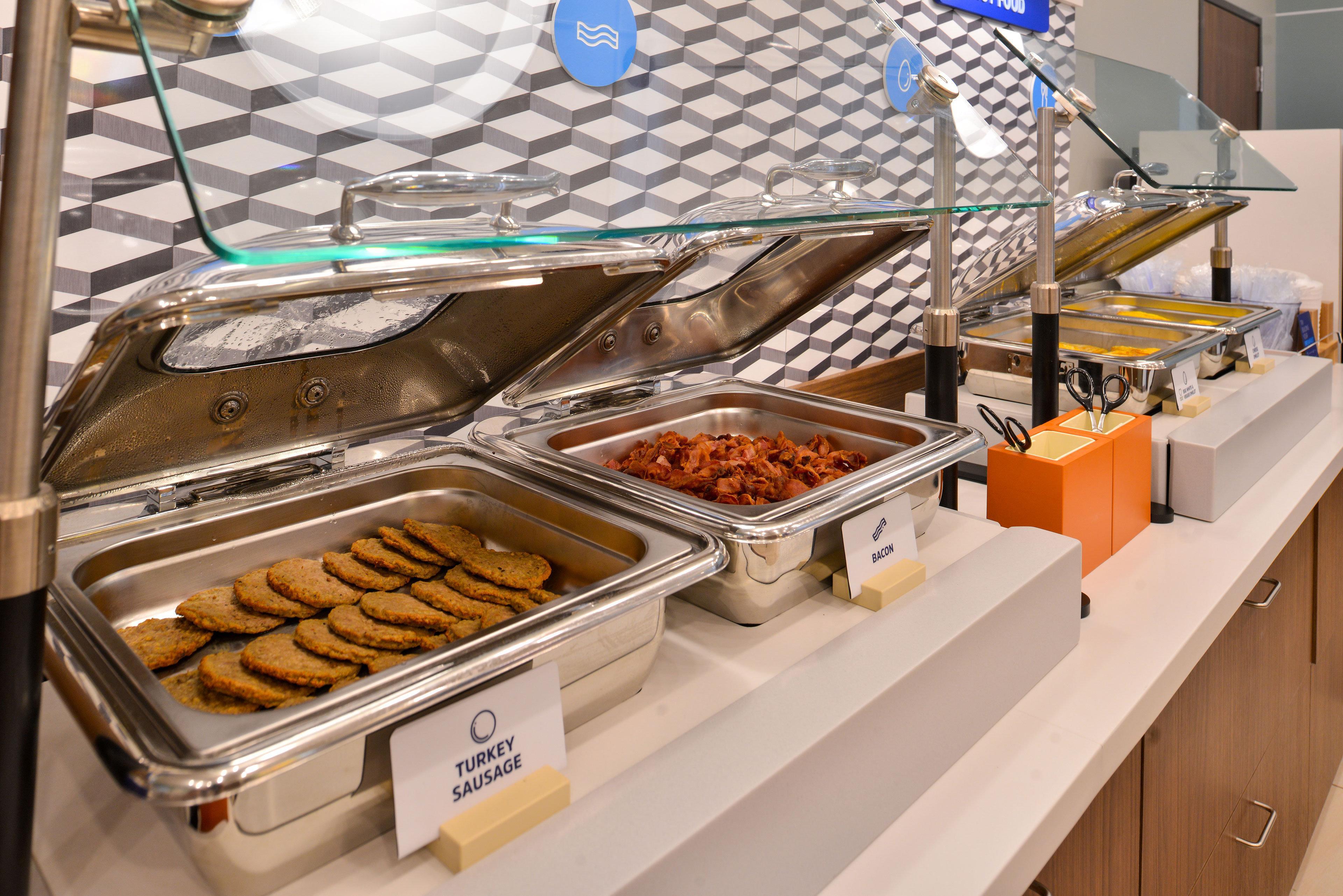 Holiday Inn Express & Suites Williams By Ihg Bagian luar foto